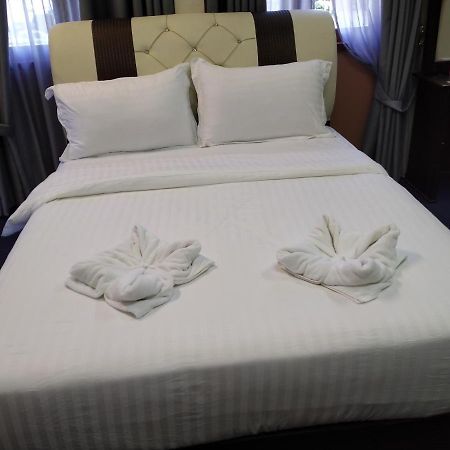 MAIDAM Inn Jertih Bagian luar foto